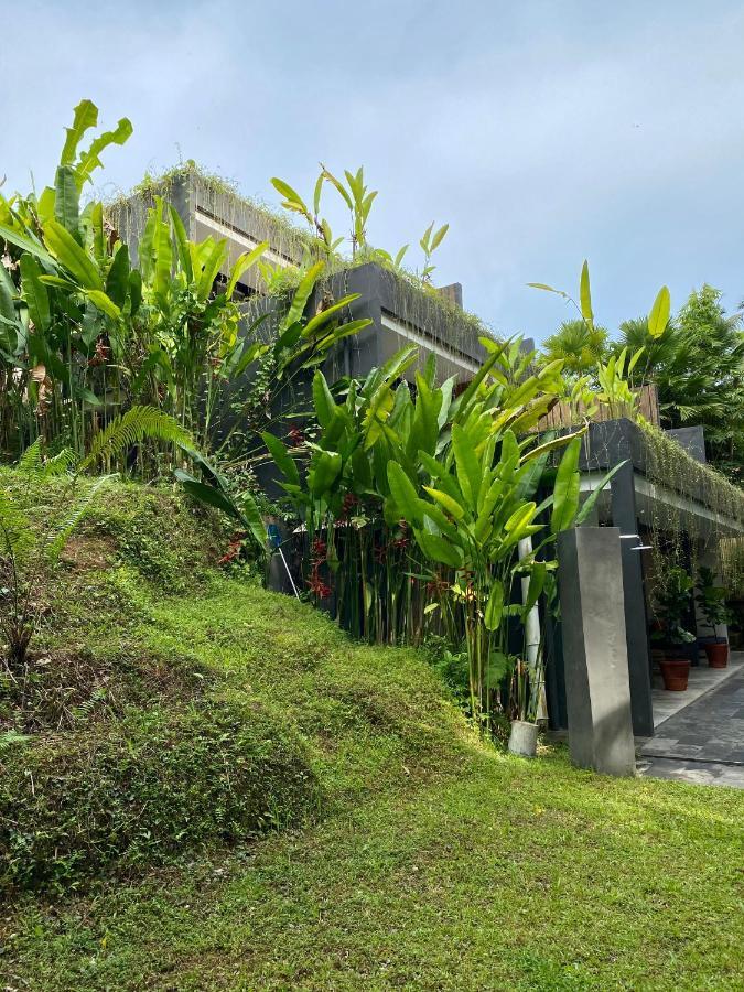 Hotel The Civyt Ubud Esterno foto